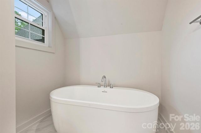 201 Coxe Avenue, Charlotte, NC 28208