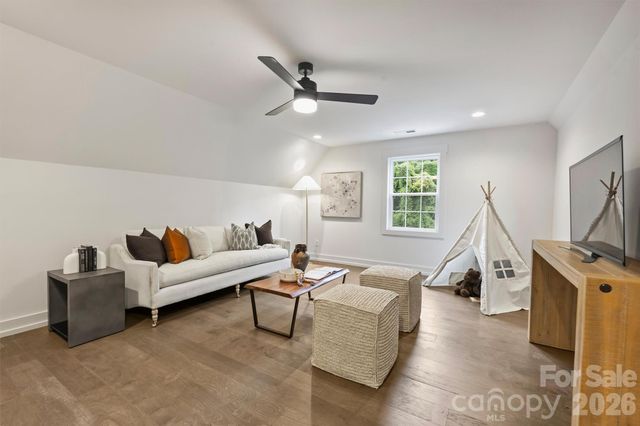 201 Coxe Avenue, Charlotte, NC 28208