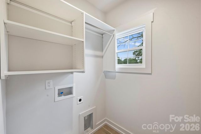 201 Coxe Avenue, Charlotte, NC 28208