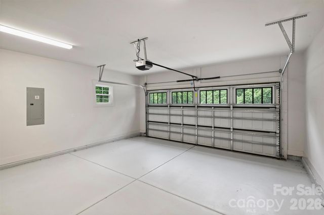 201 Coxe Avenue, Charlotte, NC 28208