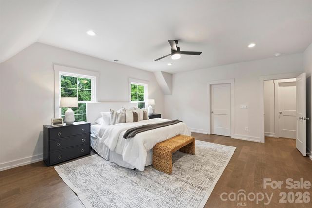 201 Coxe Avenue, Charlotte, NC 28208