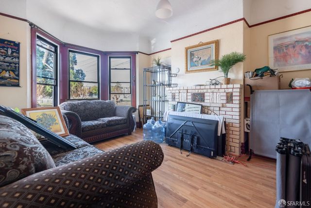 2937 Harrison Street, San Francisco, CA 94110