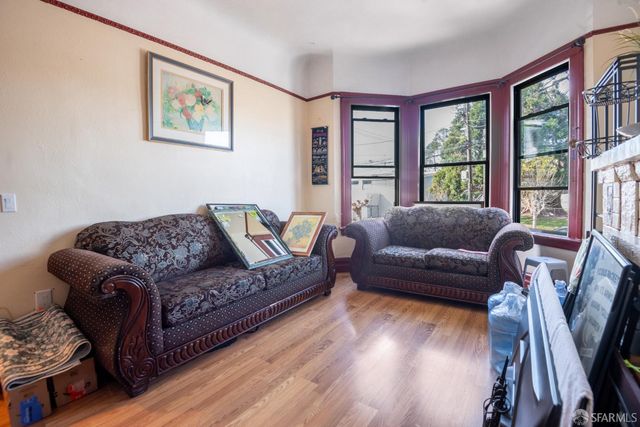 2937 Harrison Street, San Francisco, CA 94110