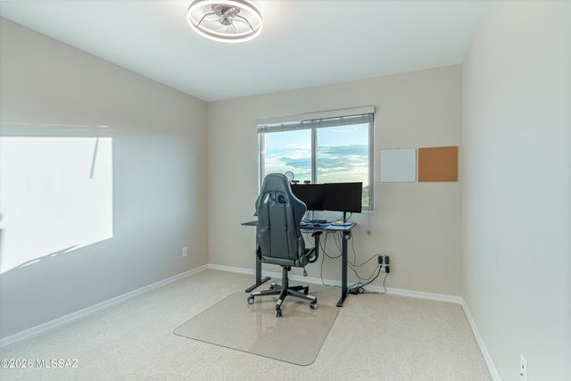 8070 S Expedition Drive, Tucson, AZ 85747