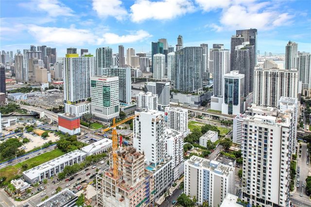 229 SW 9th St 504, Miami, FL 33130