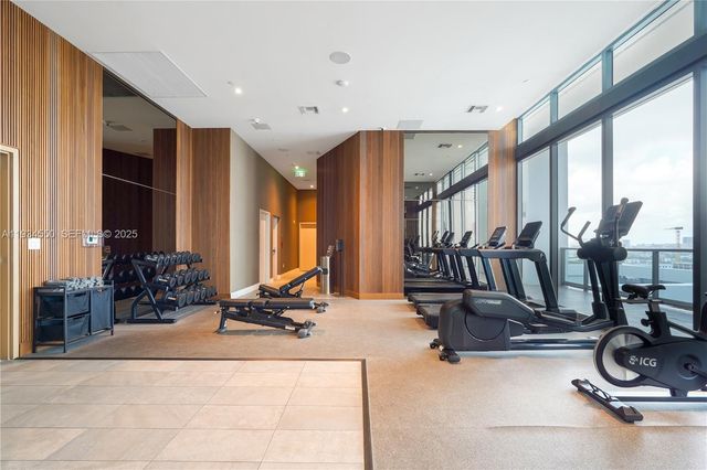 229 SW 9th St 504, Miami, FL 33130