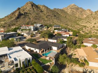 2439 E LINCOLN Circle, Phoenix, AZ 85016