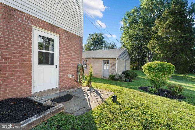 301 GREENWOOD RD, Lansdale, PA 19446