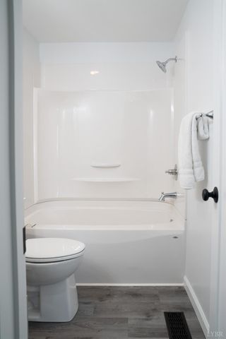 405 Spring Mill Road, Concord, VA 24538