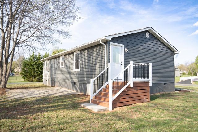 405 Spring Mill Road, Concord, VA 24538