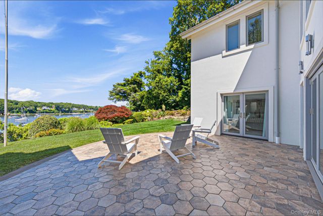 88 E Shore Road, Huntington, NY 11743
