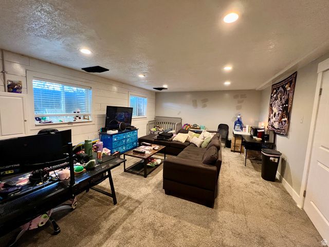 5412 W COLTER DR, Kearns, UT 84118