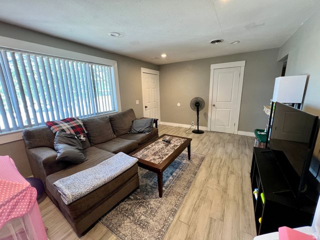 5412 W COLTER DR, Kearns, UT 84118