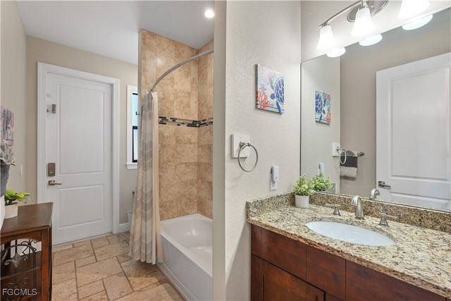 2121 SW 39th TER, Cape Coral, FL 33914