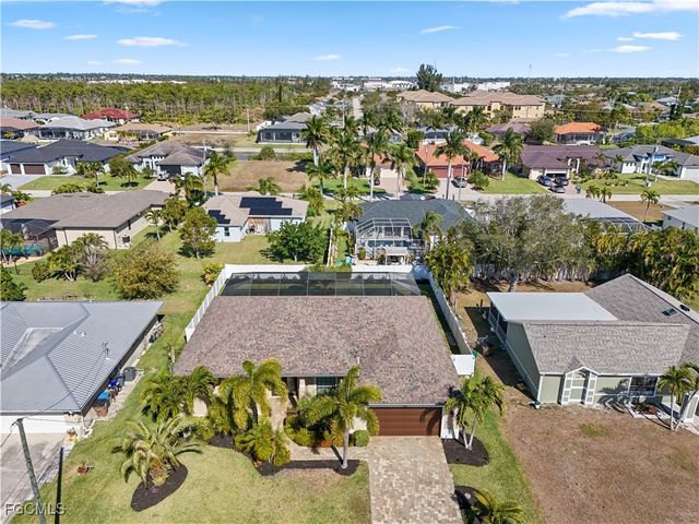 2121 SW 39th TER, Cape Coral, FL 33914