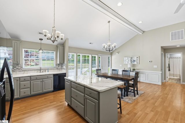 519 Island Point Road, Starr, SC 29684