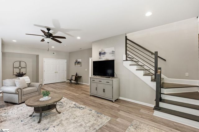 519 Island Point Road, Starr, SC 29684