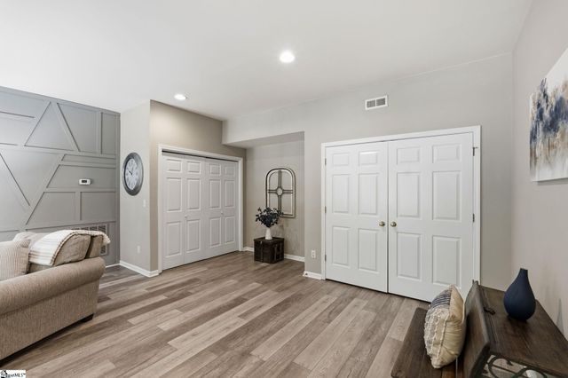 519 Island Point Road, Starr, SC 29684