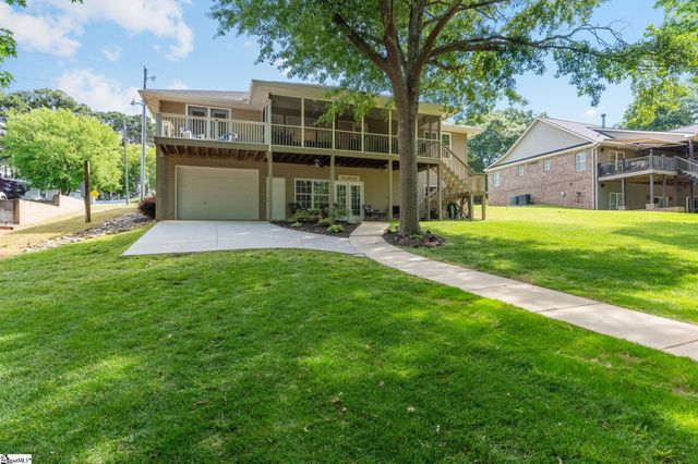 519 Island Point Road, Starr, SC 29684