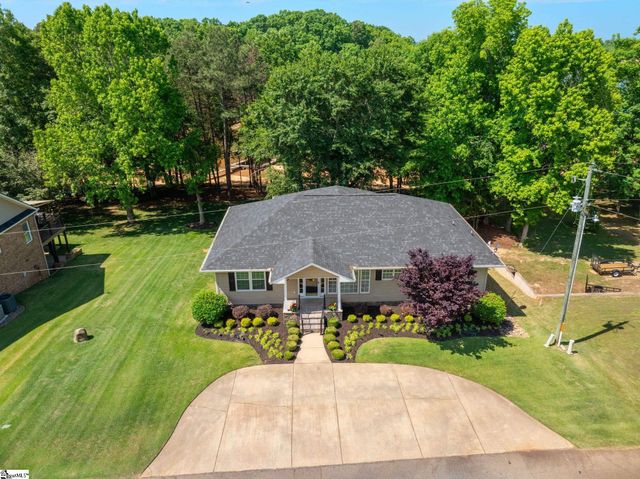 519 Island Point Road, Starr, SC 29684