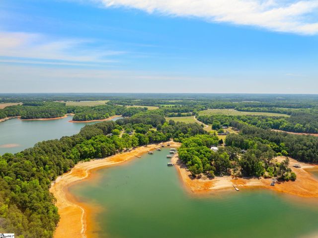 519 Island Point Road, Starr, SC 29684