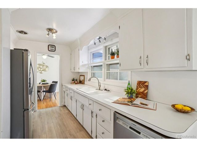 4983 S Fox St, Englewood, CO 80110