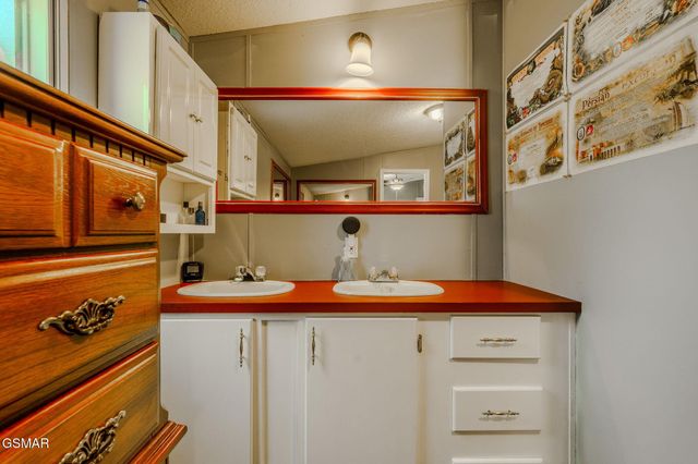 316 Kirby Way, Walland, TN 37886