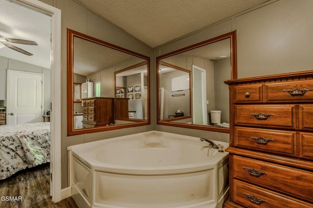 316 Kirby Way, Walland, TN 37886