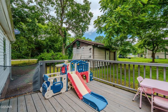 316 Kirby Way, Walland, TN 37886
