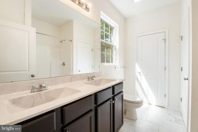 887 HICKORY CREEK RD, Louisa, VA 23093