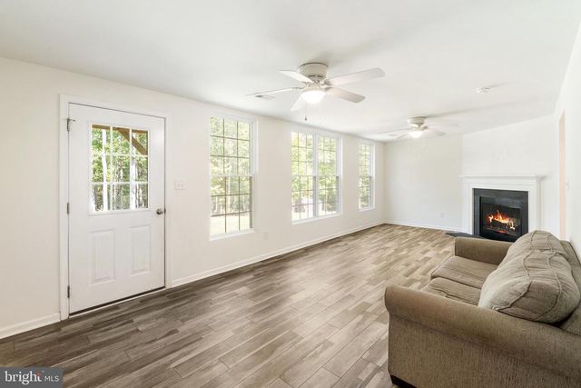 887 HICKORY CREEK RD, Louisa, VA 23093