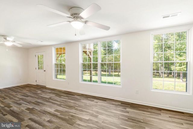 887 HICKORY CREEK RD, Louisa, VA 23093