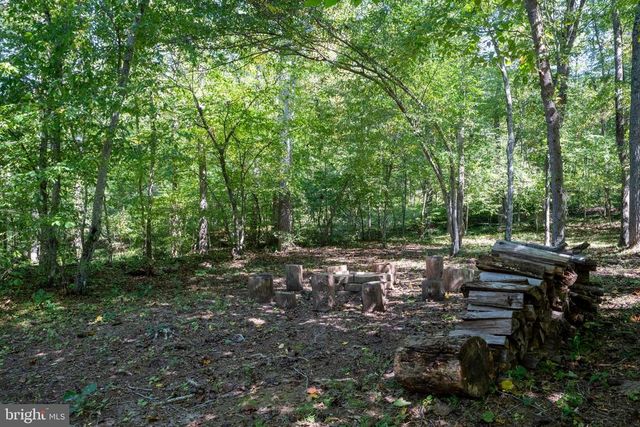 887 HICKORY CREEK RD, Louisa, VA 23093