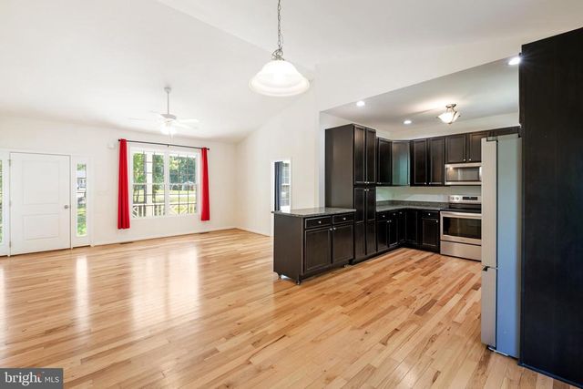 887 HICKORY CREEK RD, Louisa, VA 23093