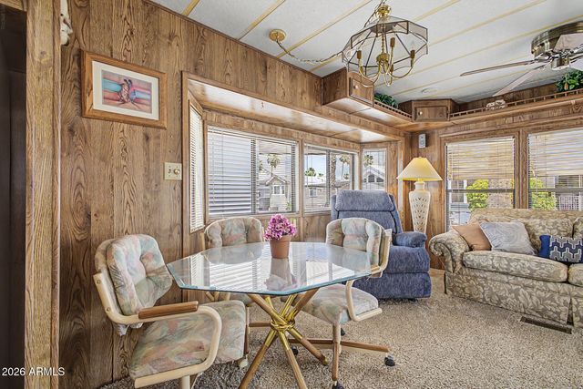 111 S GREENFIELD Road 87, Mesa, AZ 85206