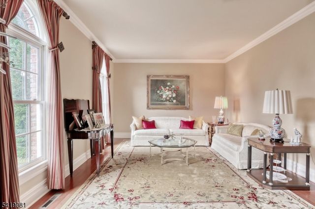 34 Crocker Mansion Dr, Mahwah Twp., NJ 07430