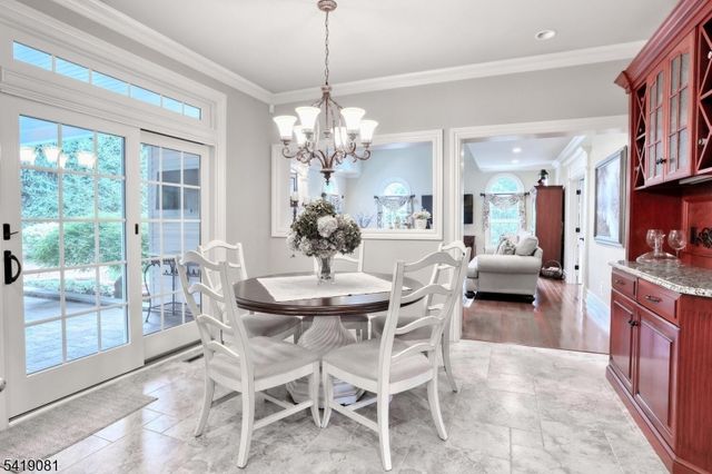 34 Crocker Mansion Dr, Mahwah Twp., NJ 07430