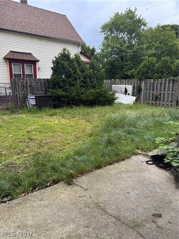 688 E 96th Street, Cleveland, OH 44108