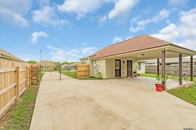 12266 Creekside Ave, Walker, LA 70785