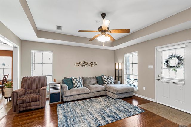 12266 Creekside Ave, Walker, LA 70785