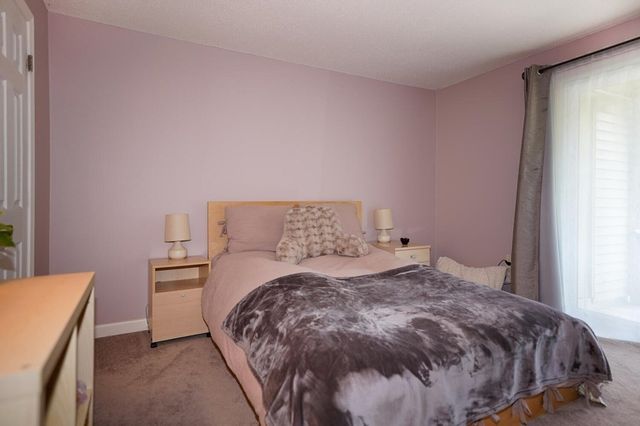 11 Thoreau Ct - 7, Natick, MA 01760