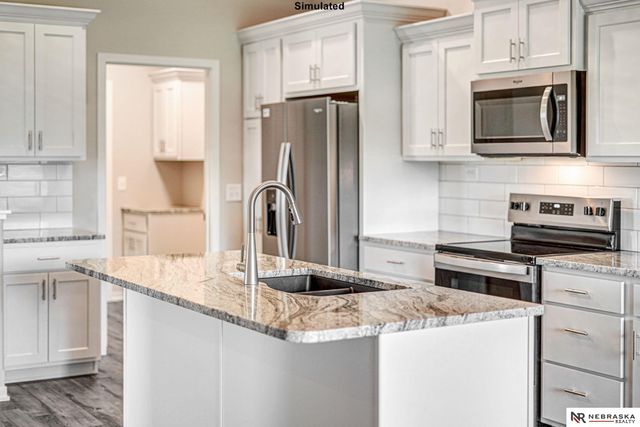 8850 Daywood Lane, Lincoln, NE 68526