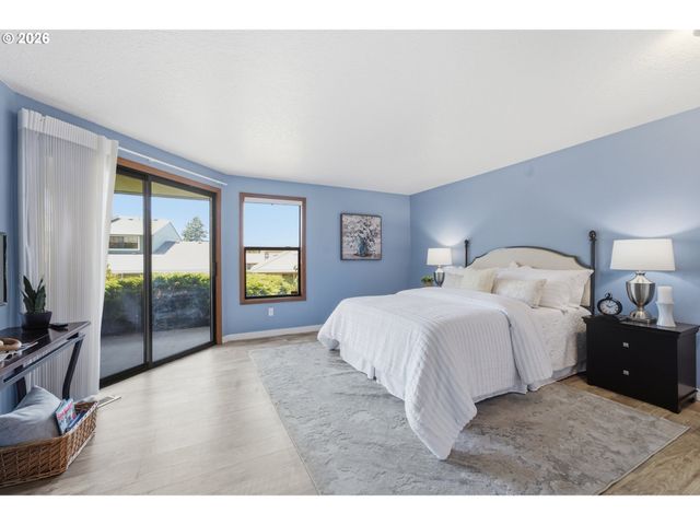 2115 Ne 158TH Pl, Portland, OR 97230