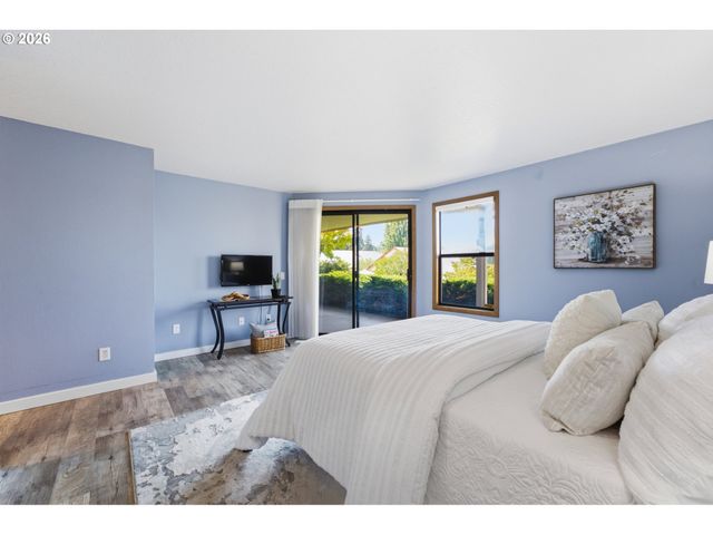 2115 Ne 158TH Pl, Portland, OR 97230