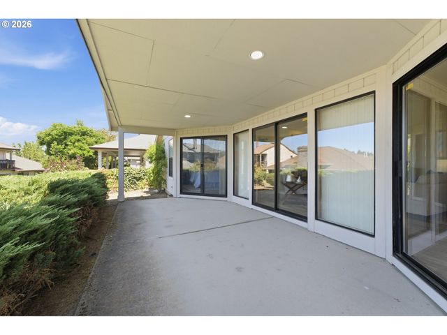 2115 Ne 158TH Pl, Portland, OR 97230