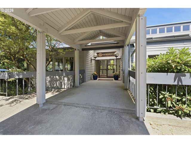 2115 Ne 158TH Pl, Portland, OR 97230