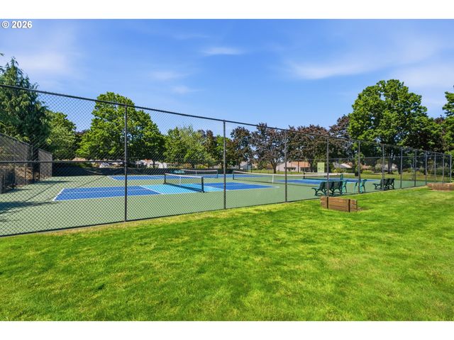 2115 Ne 158TH Pl, Portland, OR 97230