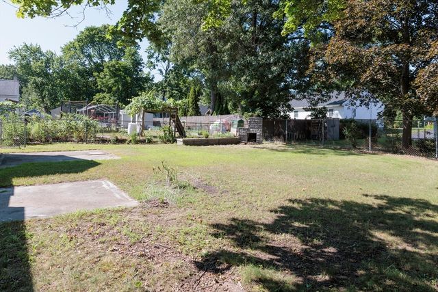 10 Marinel Ave, Chelmsford, MA 01863