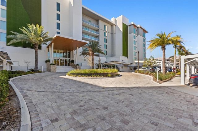 1020 SUNSET POINT ROAD 512, Clearwater, FL 33755
