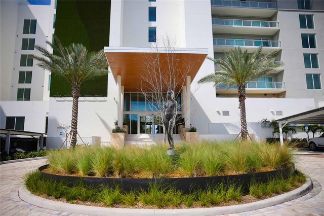 1020 SUNSET POINT ROAD 512, Clearwater, FL 33755